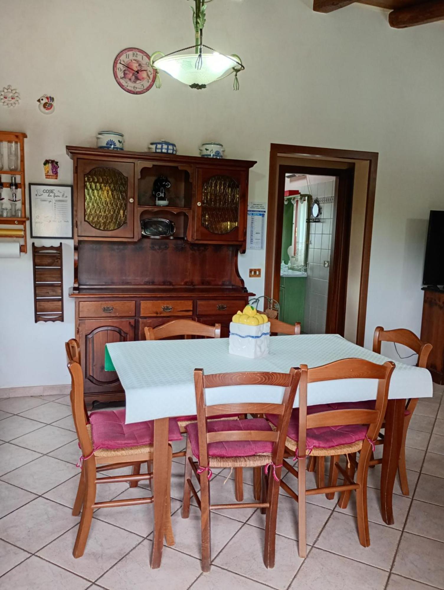 Independent Villa With Private Beach On The Lake Bracciano  Extérieur photo